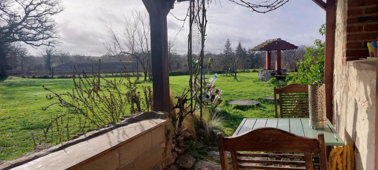 Gite Du Grand Chene Saint-Léger-Magnazeix Buitenkant foto